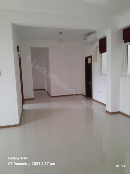 Apartment for rent in Colombo 5