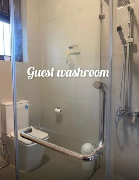 Bathroom - 2 Bedroom House for Sale - Battaramulla, Pothuarawa Road, Akuregoda | LKR 45 Million (EM851)