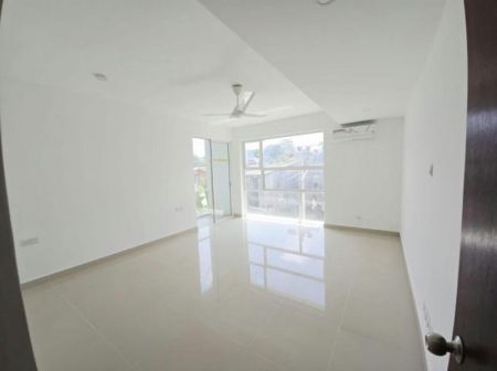 Bathroom - Royal - 03 Bedroom Unfurnished Apartment for Sale in Rajagiriya (A5457)