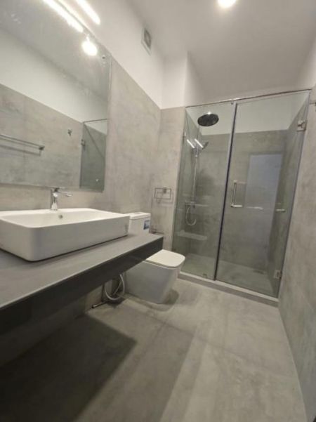 Bathroom - Royal - 03 Bedroom Unfurnished Apartment for Sale in Rajagiriya (A5457)