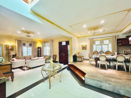 Living Room - Rajagiriya 3-story Luxury House For Sale