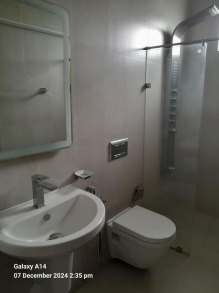 Bathroom -  Unfurnished Apartment for Rent – Span Tower, Colombo 05