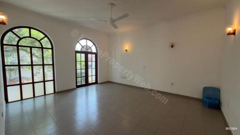 House for sale in Dehiwala