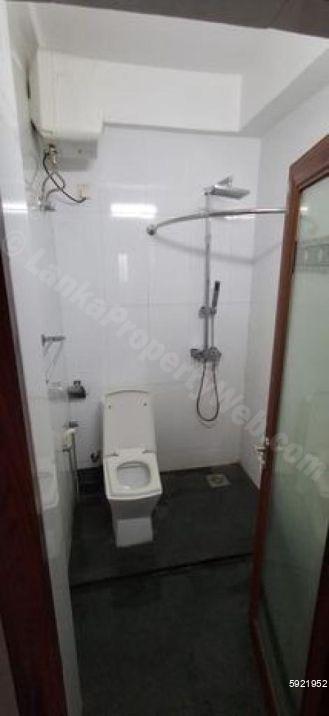 Bathroom - Apartment for sale in Mount Lavinia