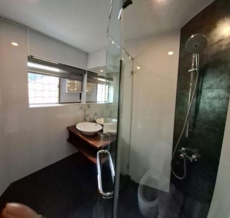 Bathroom - Solid Bungalow on one of the highest residential areas of Colombo 7