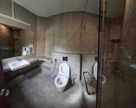 Bathroom - Solid Bungalow on one of the highest residential areas of Colombo 7