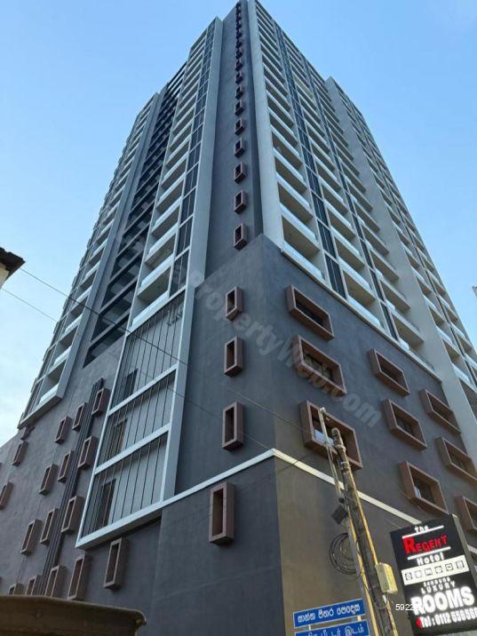 Exterior - Apartment for sale in Colombo 4