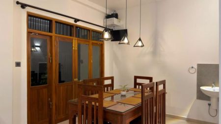 Dining room - Fully Furnished 3 Bedroom Villa for Rent at Makumbura, Pannipitiya | LKR 200,000 (EM003RH)
