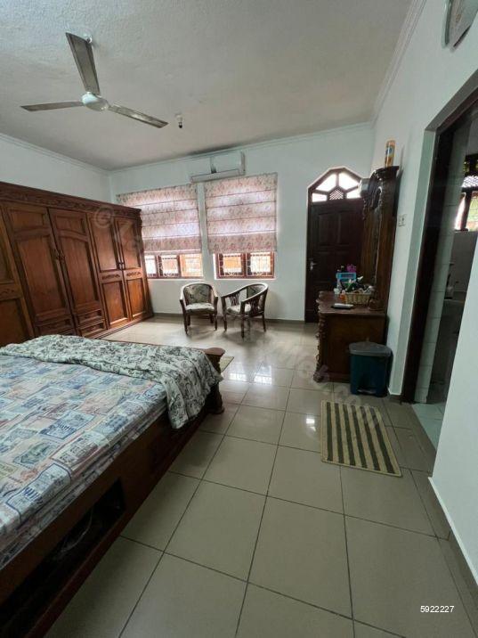 Bedroom - House for rent in Colombo 6