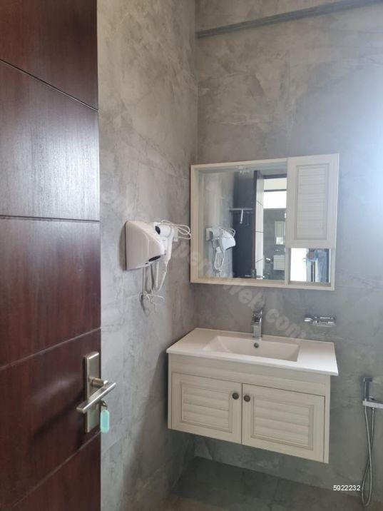 Bathroom - Apartment for rent in Colombo 7
