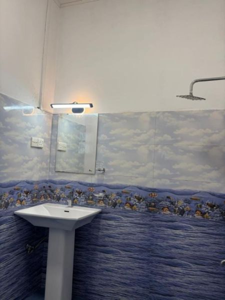 Bathroom - House for Lease in Maharagama – LKR 200,000 Per Month (EM016DV)