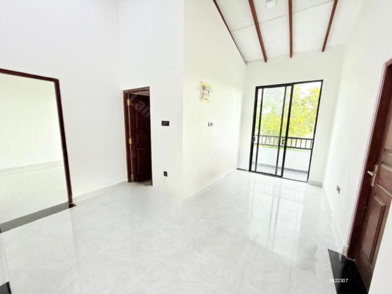House for sale in Kottawa