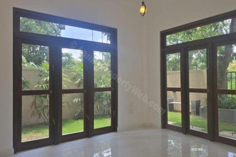 House for sale in Pannipitiya