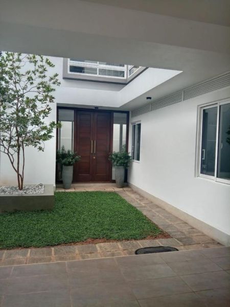 Exterior - Modern 2-Story House for Rent in Colombo 06 | Monthly Rent LKR 425,000 (Negotiable) | HS4745