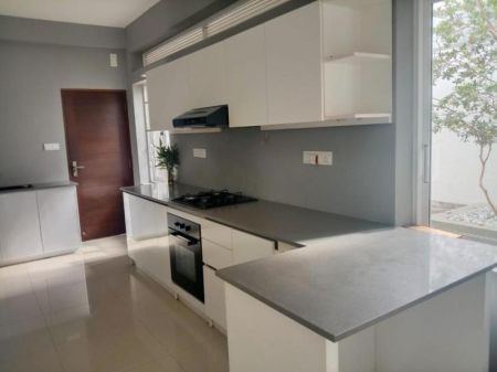 Kitchen - Modern 2-Story House for Rent in Colombo 06 | Monthly Rent LKR 450,000 (HS4745)