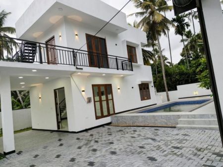 Exterior - Newly Build Luxury 3 Story House For Sale In Kiribathgoda 