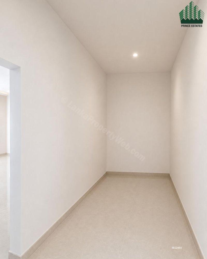 Apartment for sale in Colombo 3