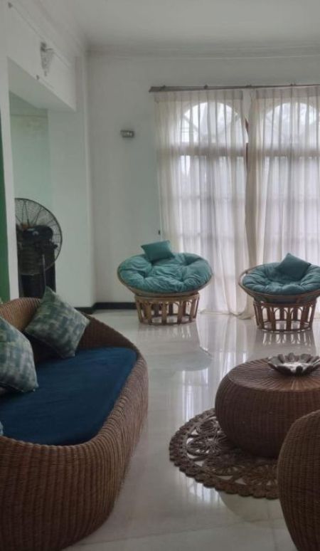 Living Room - Furnished 7BR House for Sale in Talahena | LKR 70 Million(HS4749)