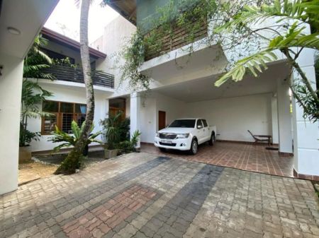 Exterior - Three  Story House  For Sale  In Nawala  -code Add  965