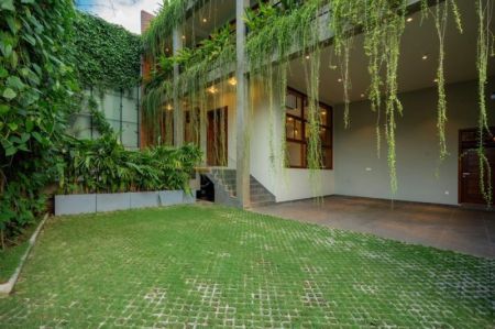 Exterior - Luxury 5 Bedroom House for Sale at Dutugemunu Street, Koswatta, Battaramulla / LKR 160,000,000 (Negotiable) (EM223RN)