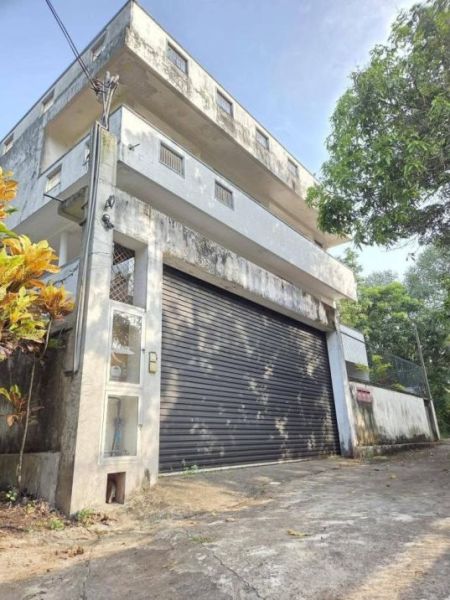Exterior - 9 Bedroom Three Storied House for Sale - Kottawa | LKR 50 Million (EM879)