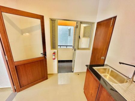 Kitchen - 2 Bedroom Apartment for Sale - Athurugiya, Ariyana Resort Apartments | LKR 31 Million (Negotiable) (EM875)