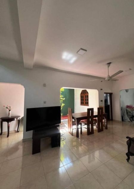 Living Room - 4 Bedroom Two Storied House for Sale - Maharagama, Gammana Road | LKR 63 Million (Negotiable) (EM880)