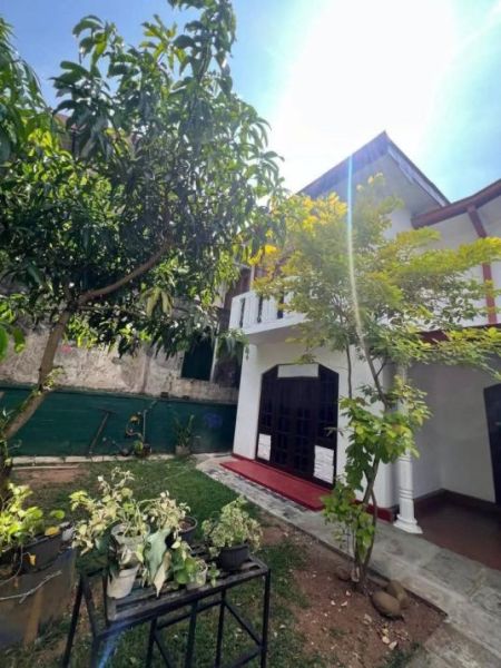Exterior - 4 Bedroom Two Storied House for Sale - Maharagama, Gammana Road | LKR 63 Million (Negotiable) (EM880)
