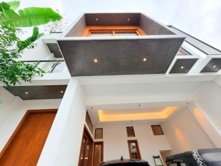 Exterior - Architecture-Designed Brand New House for Sale in Battaramulla ✨