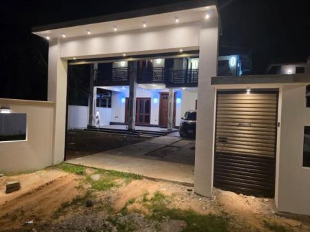 Exterior - Brand New Luxury Villa Available For Rent In Negombo/ Kochchikade, Silver Sand Road.