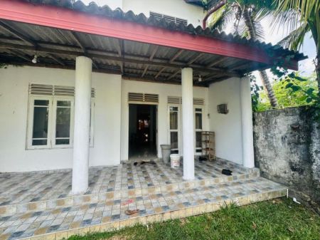 Exterior - (BH04) House for Sale in Ganemulla