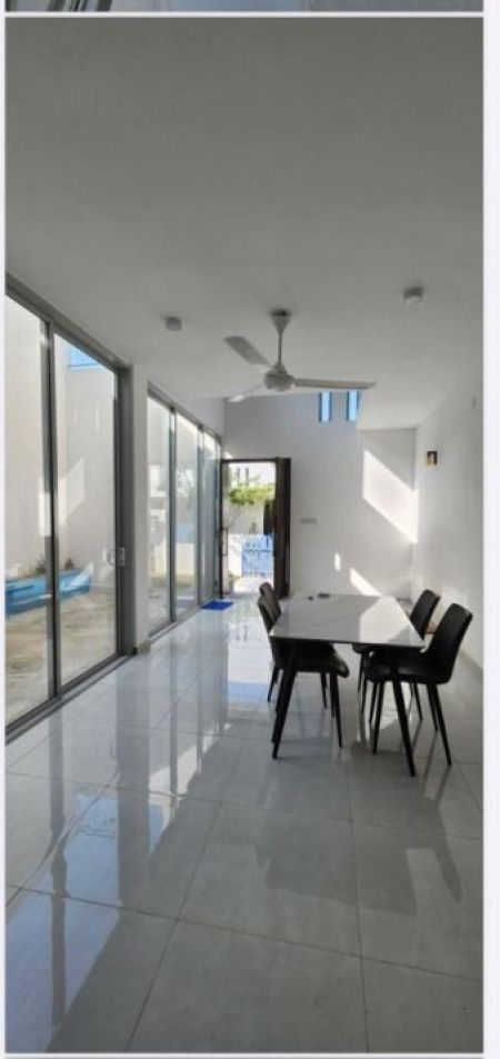 Dining room - (BH104) Luxury Villa for Sale in Santorini Negombo