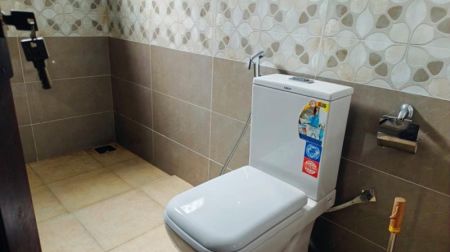 Bathroom - (AR101) New Modern Two Storey House for Rent in Kottawa