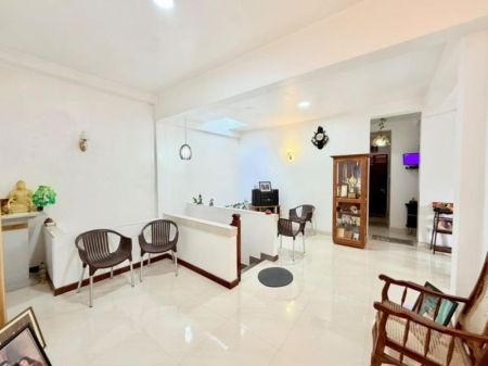 Living Room - (SH1509) Three Storey Luxury House for Sale in Nugegoda