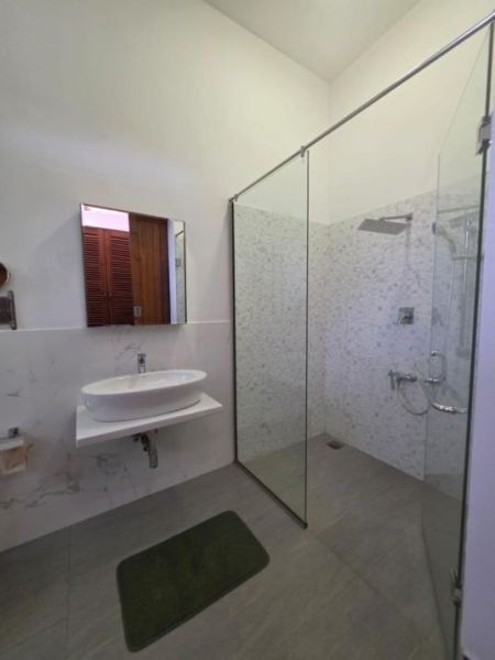 Bathroom - FOR Rent | Pelawatta | 4-Bedrooms |  Luxury House