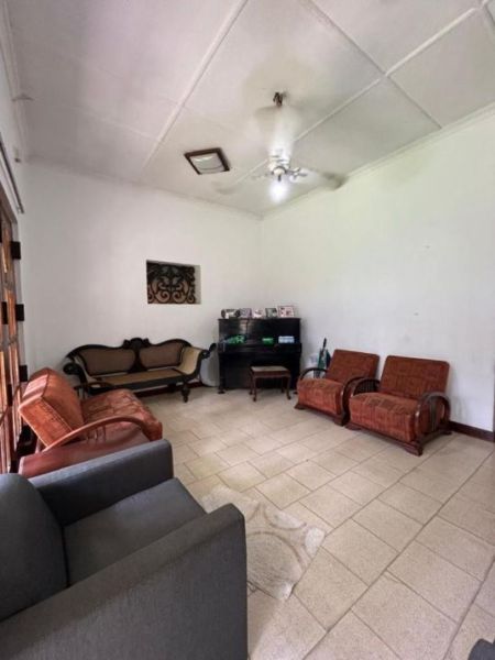 Living Room - FOR Rent | Colombo 5 | 5-Bedrooms |  Luxury House