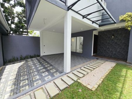 Exterior - Architecture Designed Luxury Three Story House For Sale In Pannipitiya 