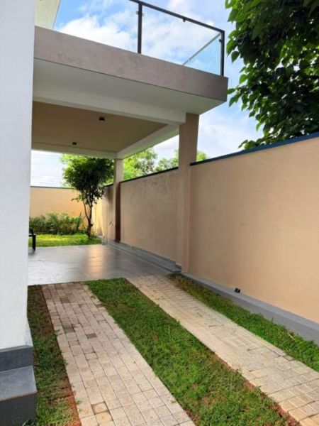 Exterior - Luxury 4BR House for Sale in Pannipitiya | LKR 52 Million(HS4751)