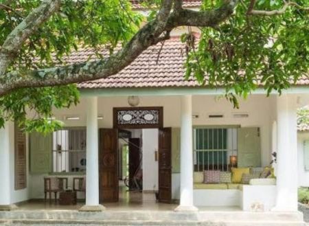 Exterior - Beach View 5 AC Room Villa for Rent in Beruwala 400,000 LKR per Month