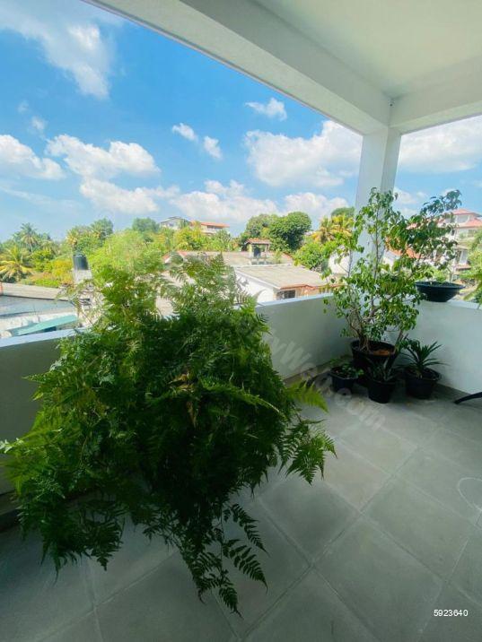Apartment for sale in Pelawatte