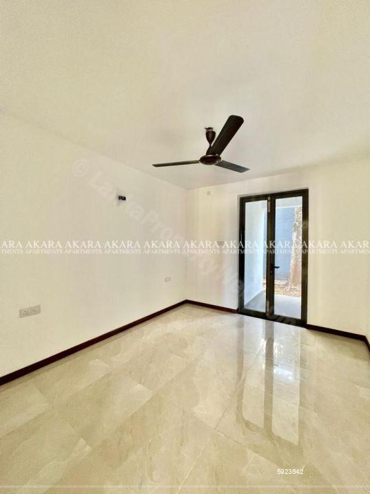 Apartment for sale in Pelawatte