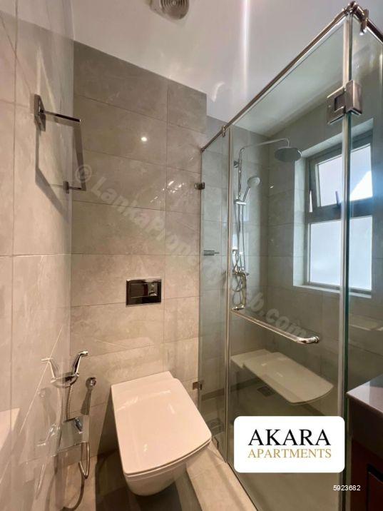 Bathroom - Apartment for rent in Colombo 7