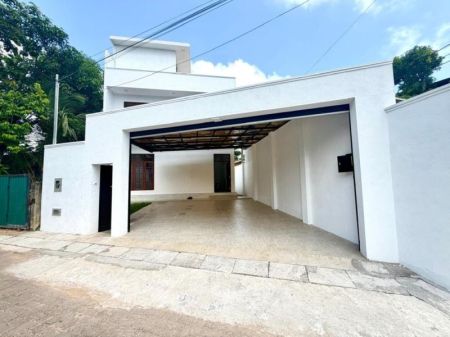 Exterior - House for sale in Nugegoda 