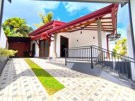 Exterior - Newly Built Single Story House For Sale In Kaduwela 