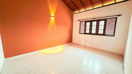 Bedroom - (DH1259) Two Storey House for Sale in Pannipitiya