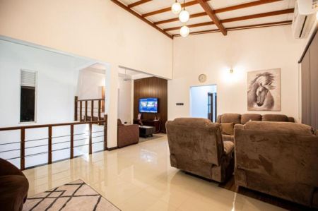 Living Room - (DH1177) Luxury 3 Storey House for Sale in Panadura