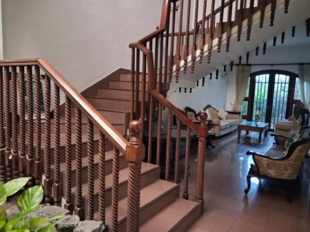 Living Room - 3 Bedroom House for Rent in Colombo 5, R4852 (only for foreigners)