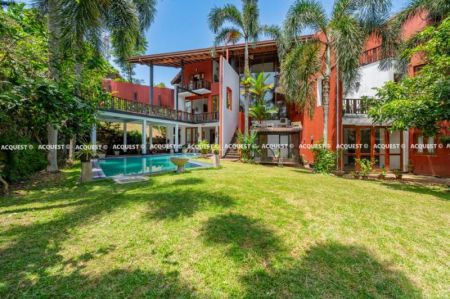 Exterior - House for Sale - Colombo 05 | Price Upon Enquiry