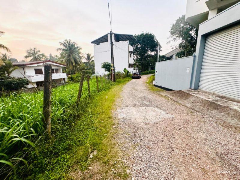 Bare Land for sale in Battaramulla
