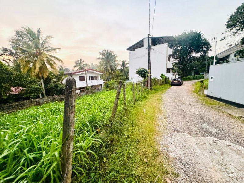 Bare Land for sale in Battaramulla